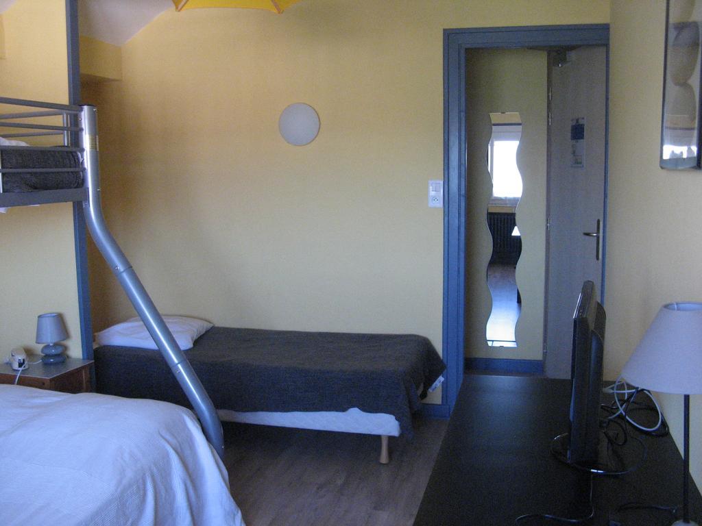 Servhotel Morestel Luaran gambar