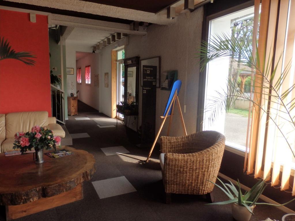 Servhotel Morestel Luaran gambar