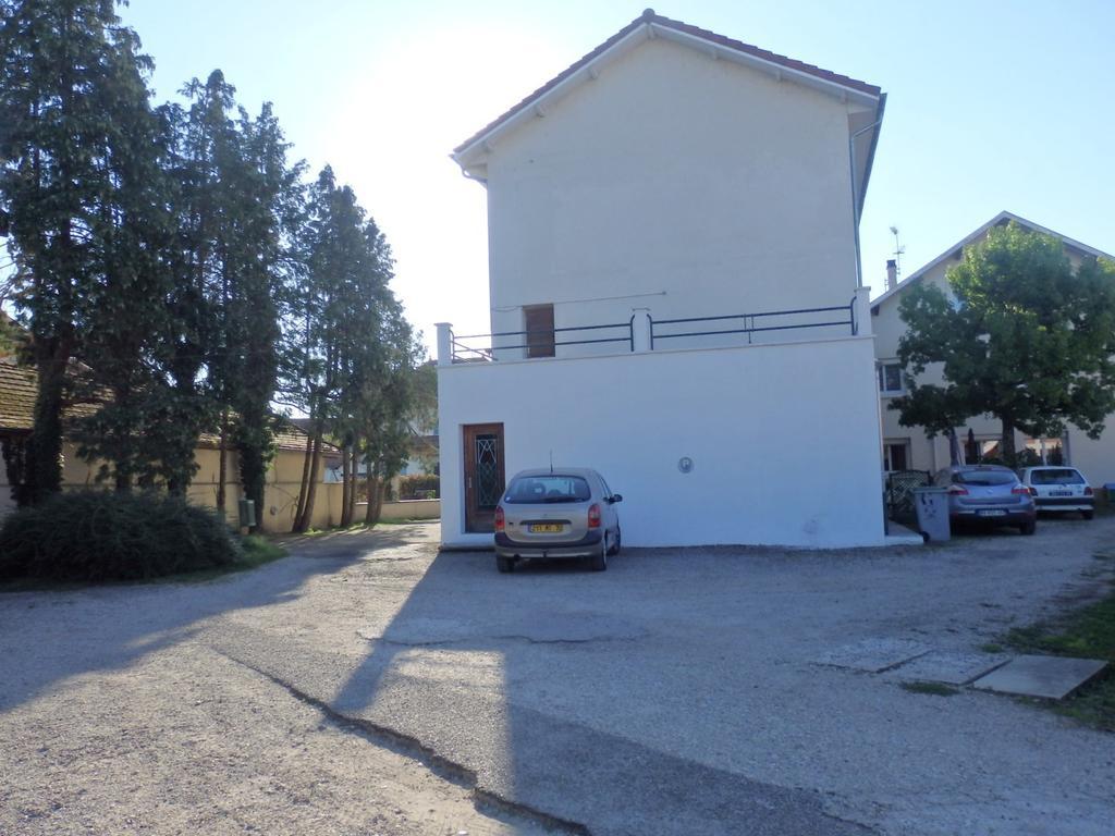 Servhotel Morestel Luaran gambar
