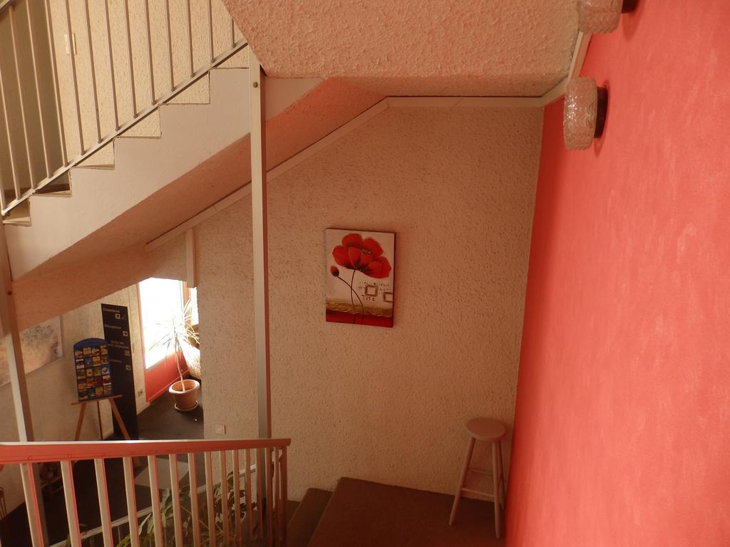 Servhotel Morestel Luaran gambar