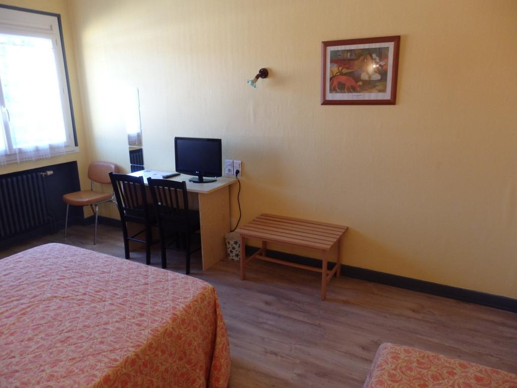 Servhotel Morestel Luaran gambar